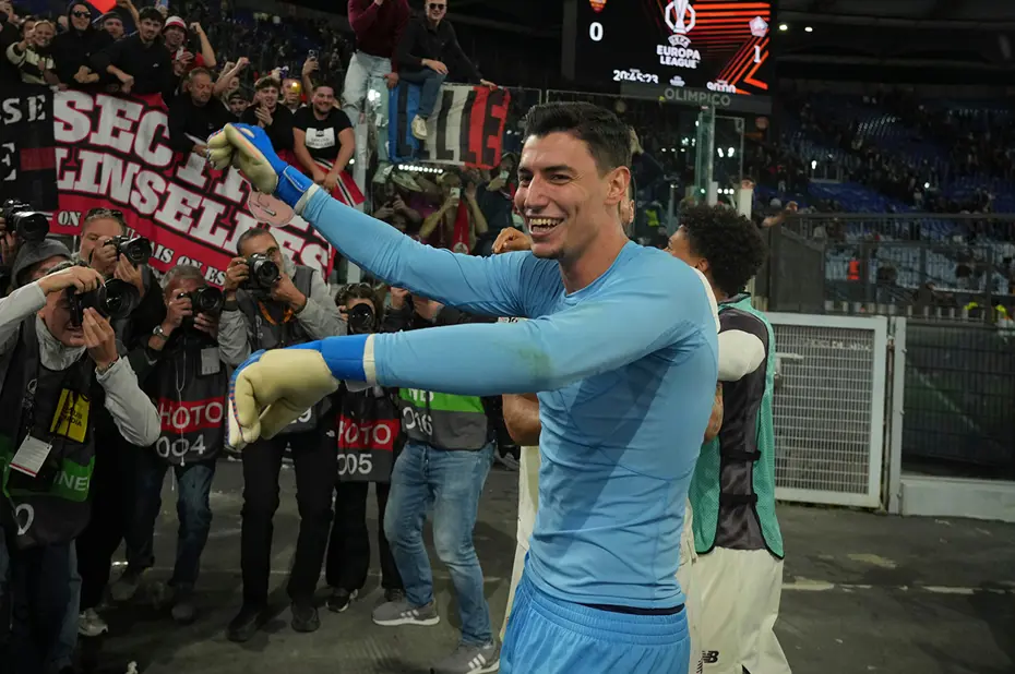 Roma-Lille maçında Berke Özer damga vurdu-1