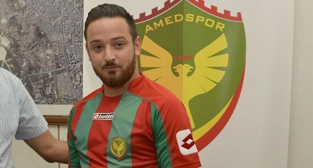Deniz Naki3