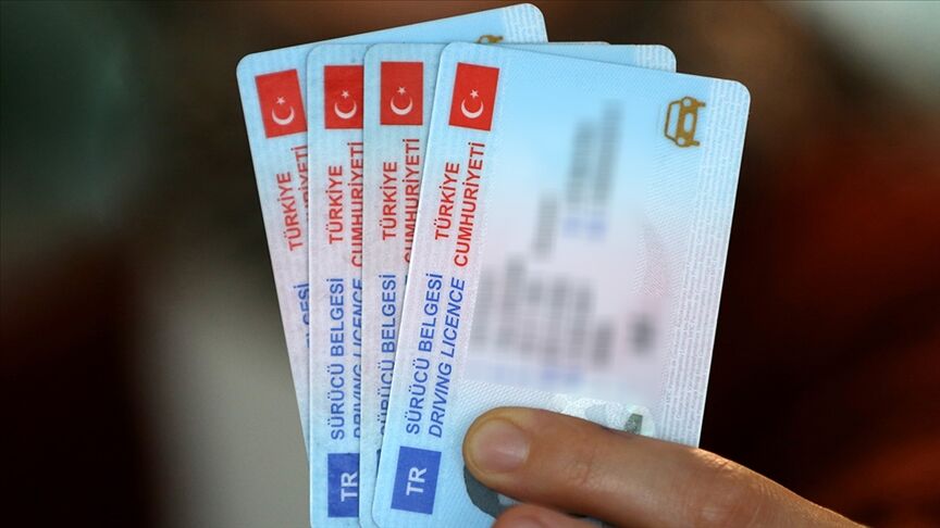 1.9 milyon kişinin ehliyetleri iptal edilecek: Yenileme için son hafta