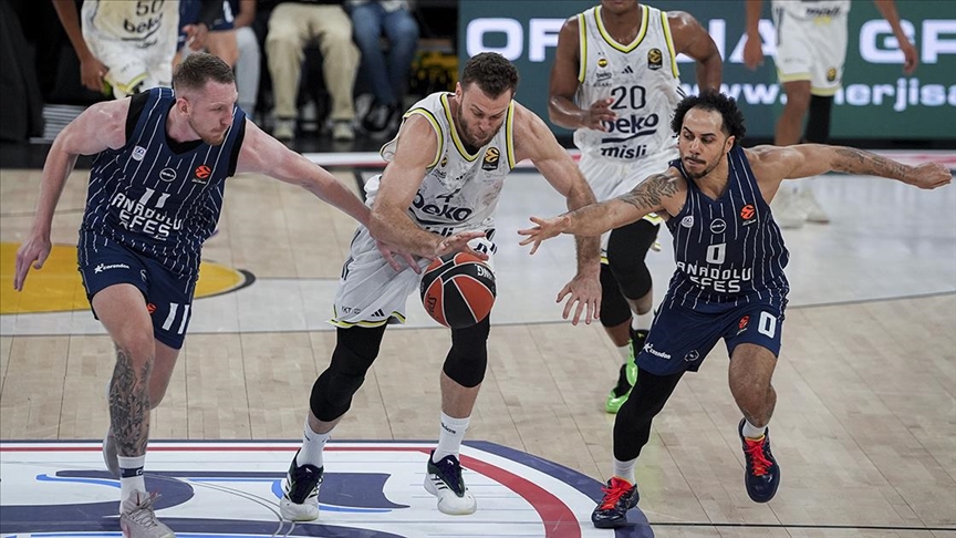Fenerbahçe Beko, Anadolu Efes’i 79 69 Yendi
