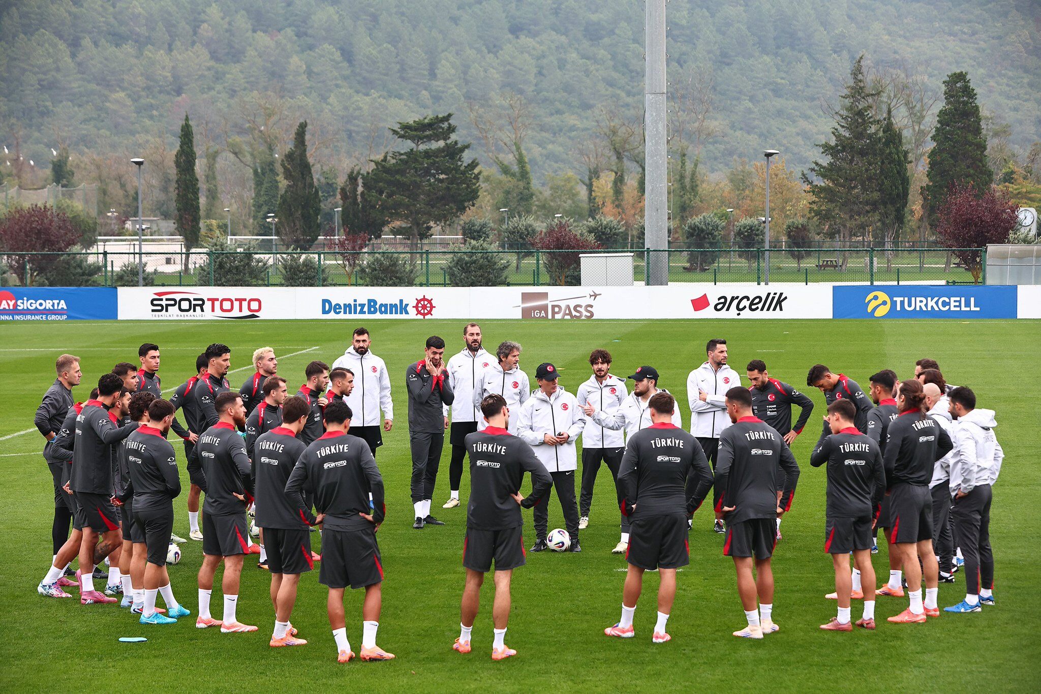 A Milli Futbol Takımı hazırlıklarını sürdürüyor