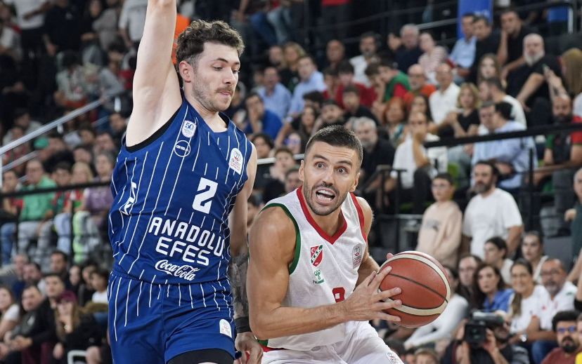 Anadolu Efes, deplasmanda Karşıyaka’yı 101-87 yendi