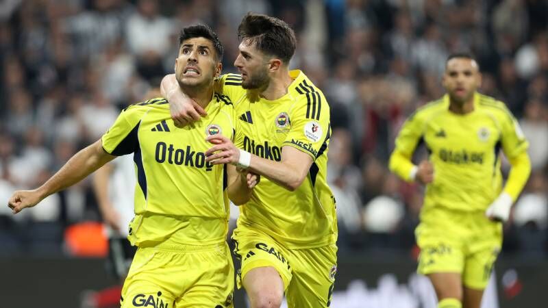 Fenerbahçe'den derbi tarihine geçen dönüş