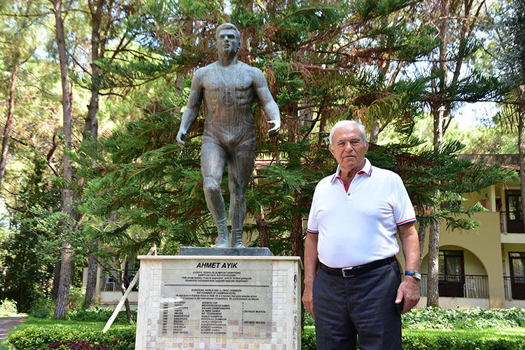 Ahmet Ayık-3