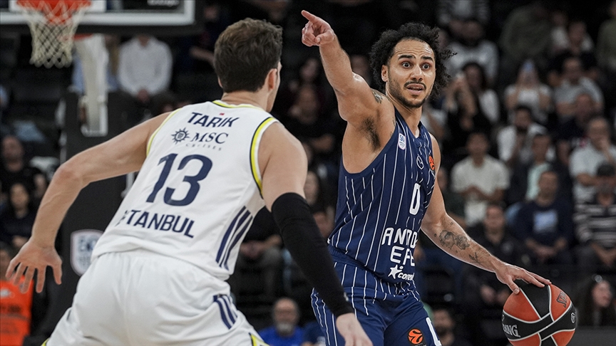 Anadolu Efes’te Shane Larkin Sakatlığı Nedeniyle Forma Giyemeyecek