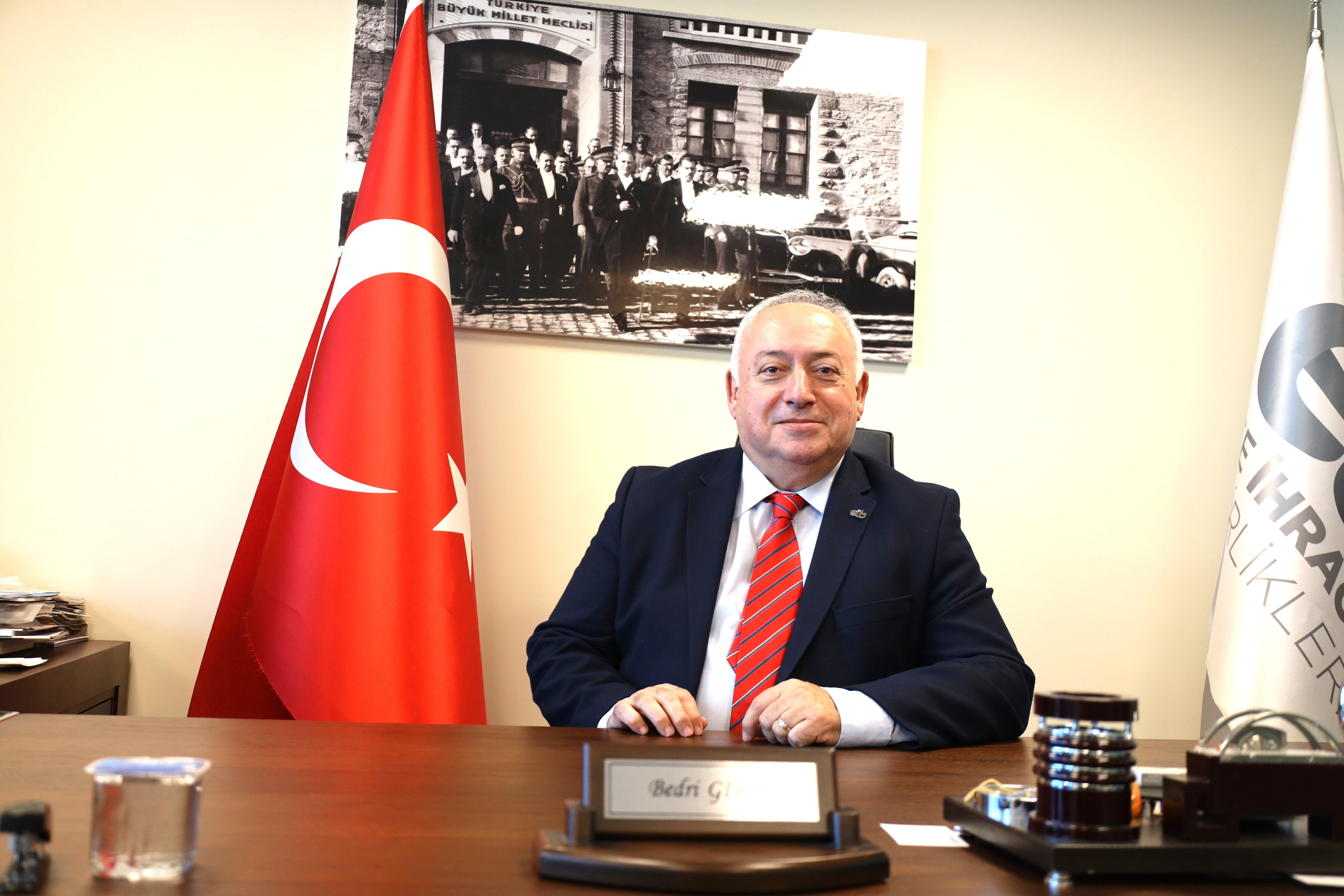 Bedri Girit, Ege Su Ürünleri Ve Hayvansal Mamuller İhracatçıları Birliği Başkanı.