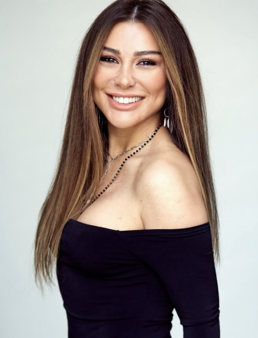 urvivor 2026 Ünlüler – All Star sezonu için bir yarışmacı daha netleşti. Yapımcı ve sunucu Acun Ilıcalı, sosyal medya hesabından kadroya katılan dokuzuncu ünlü yarışmacıyı duyurdu: Selen Görgüzel.