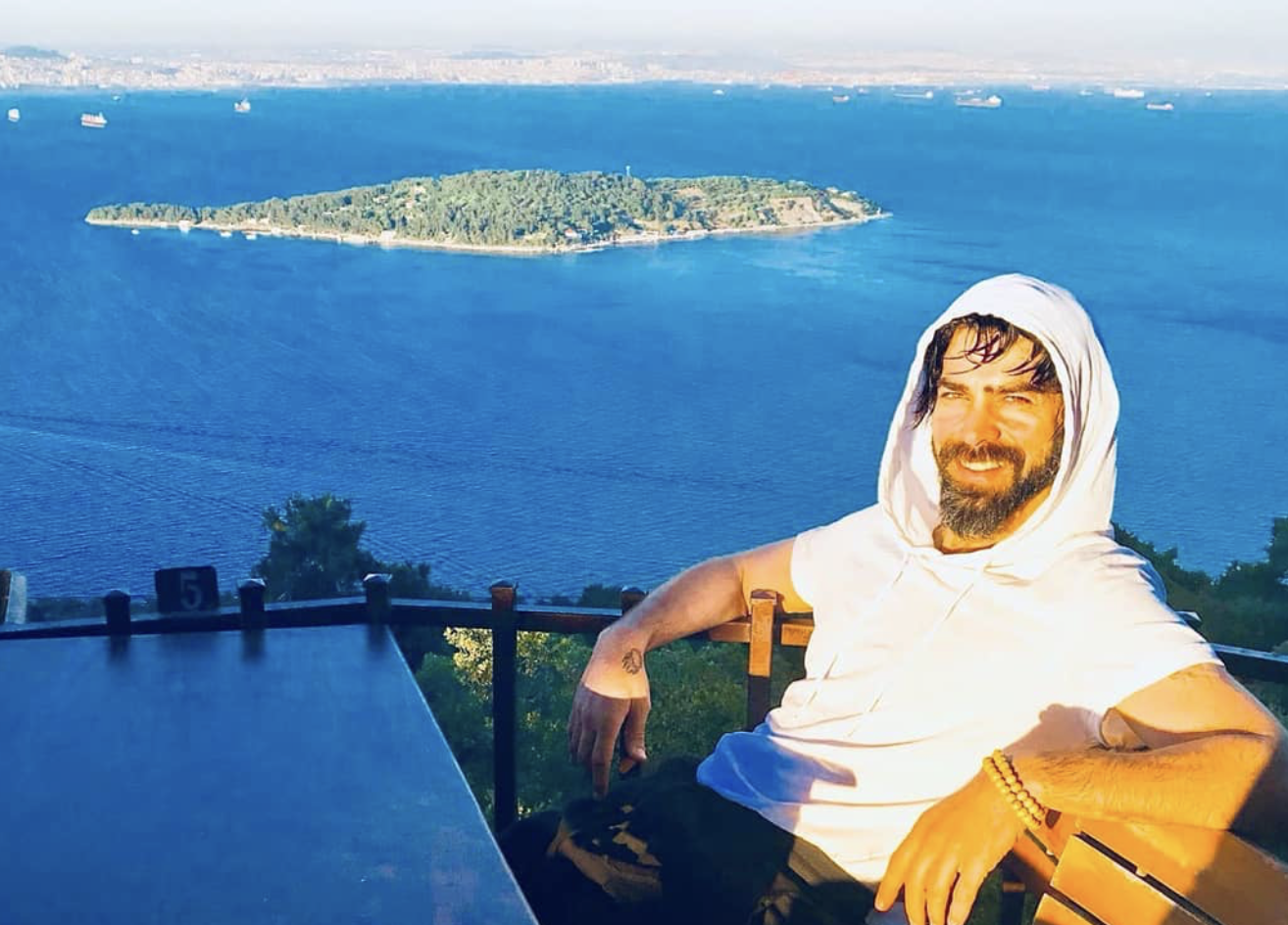 Arka Sokaklar’ın Murat’ı Uğur Pektaş