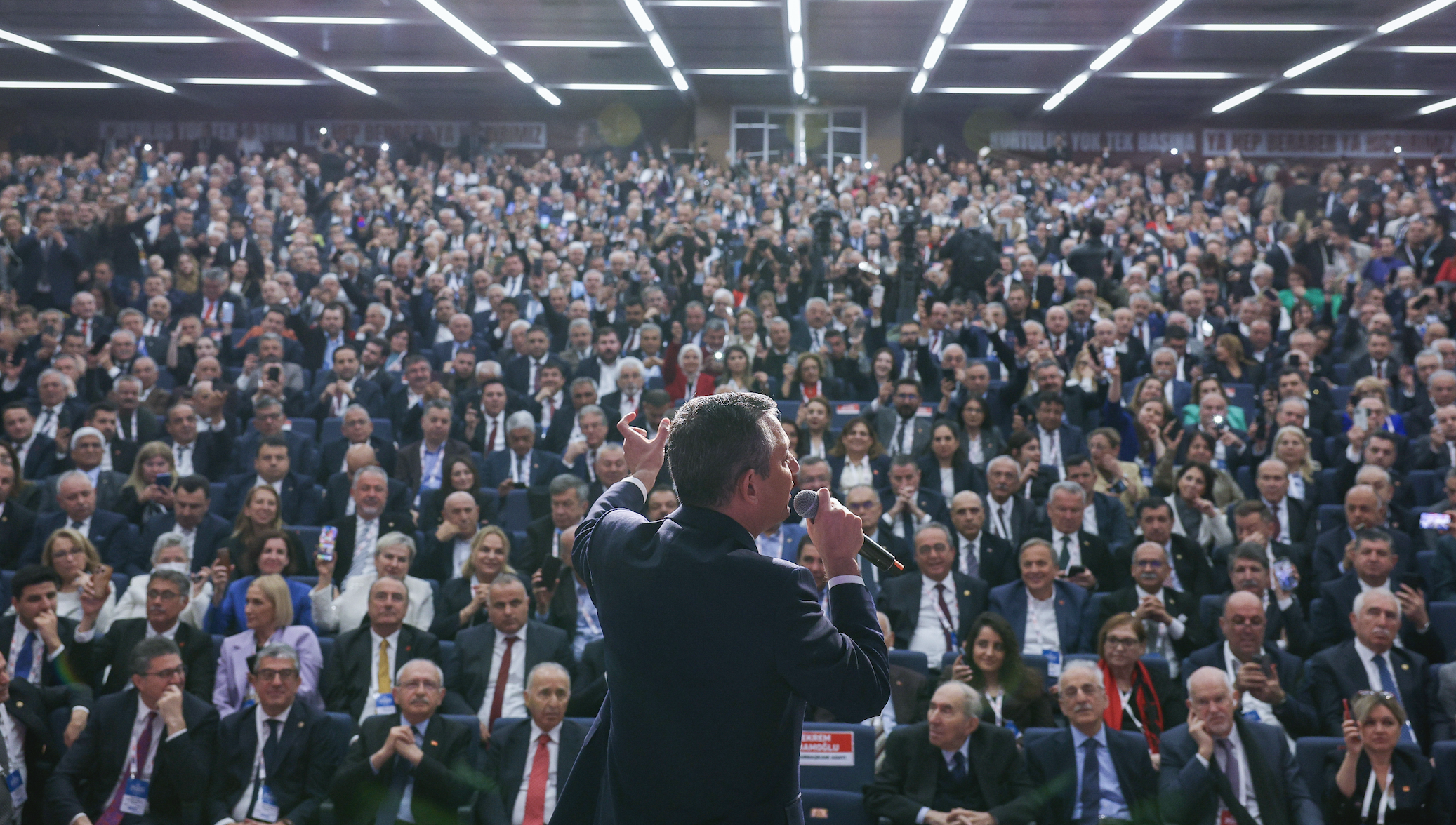 CHP Olağan Kurultay’a hazırlanıyor: Tüzüğe “Cumhurbaşkanlığı Aday Ofisi” eklenecek