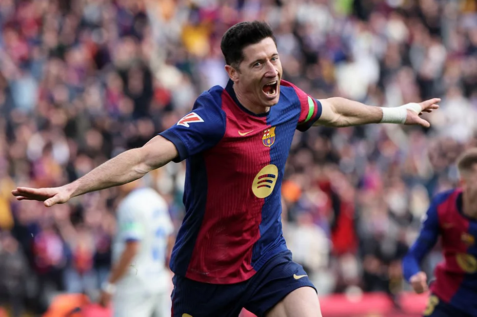 İddia: Fenerbahçe Lewandowski ile ilk teması kurdu