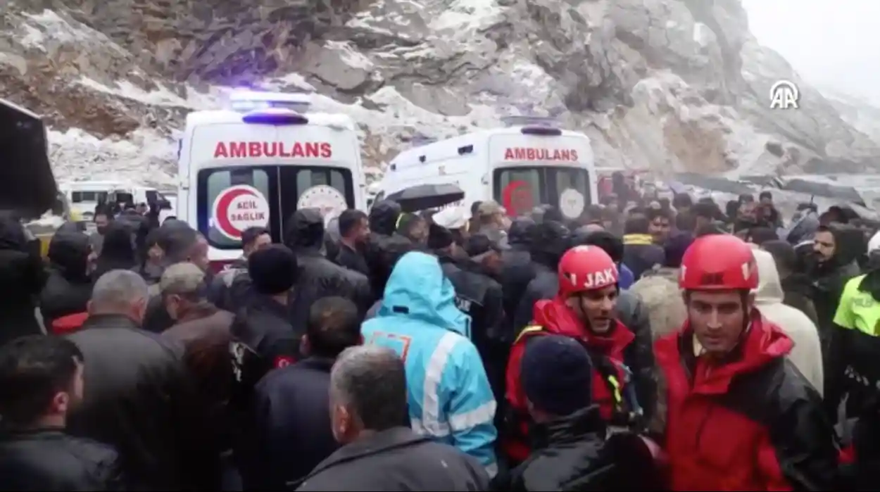 Hakkari Zap Suyu Trafik Kazası2