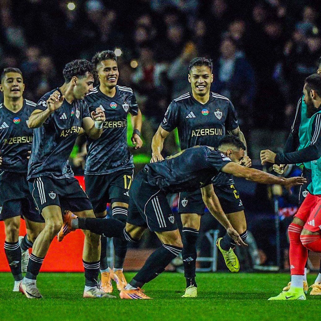Karabağ, evinde Chelsea ile 2-2 berabere kaldı