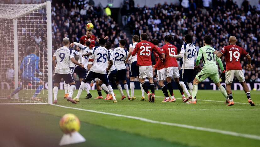 Tottenham, Manchester United karşısında son dakikada yıkıldı