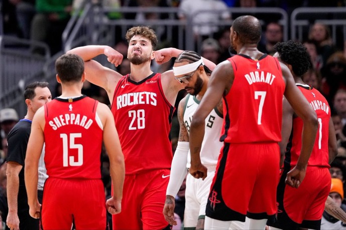Alperen Şengün şov yaptı: Rockets, Bucks