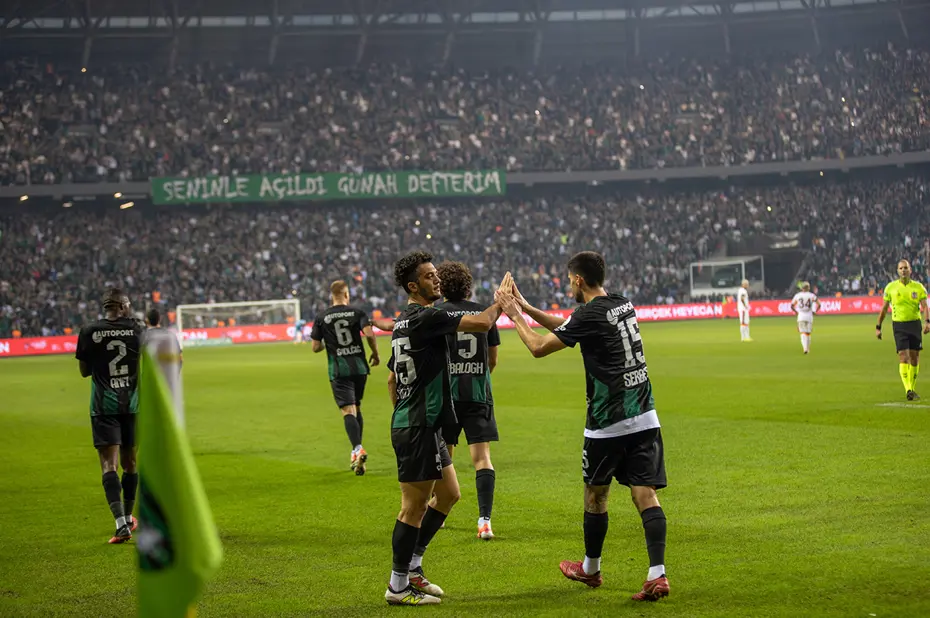 Kocaelispor - Galatasaray maçını değerlendiren spor yazarları: 