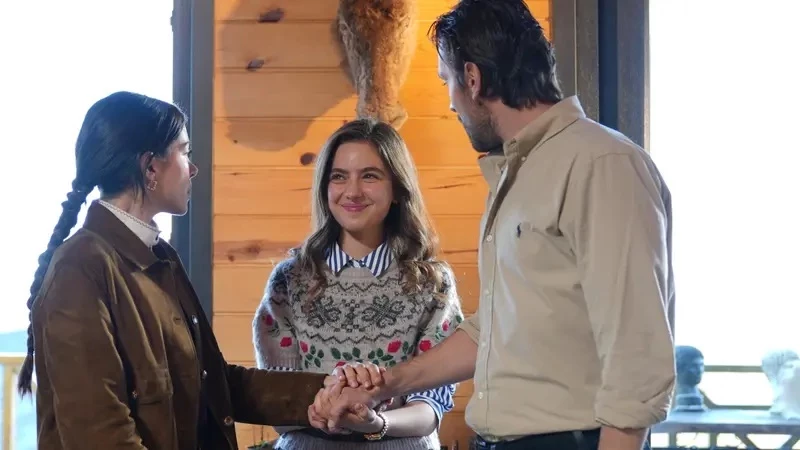 Taşacak Bu Deniz Eleni Ava Yaman Kimdir