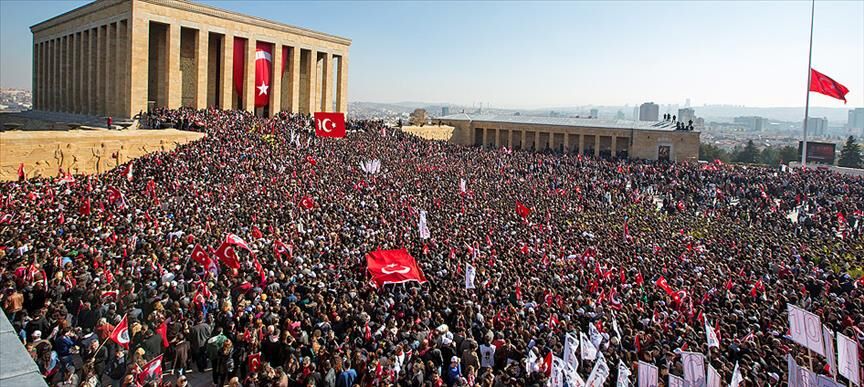 Anıtkabir'de 10 Kasım ziyaretlerinin rekoru kırıldı: 1 milyon 219 bin kişi ziyaret etti