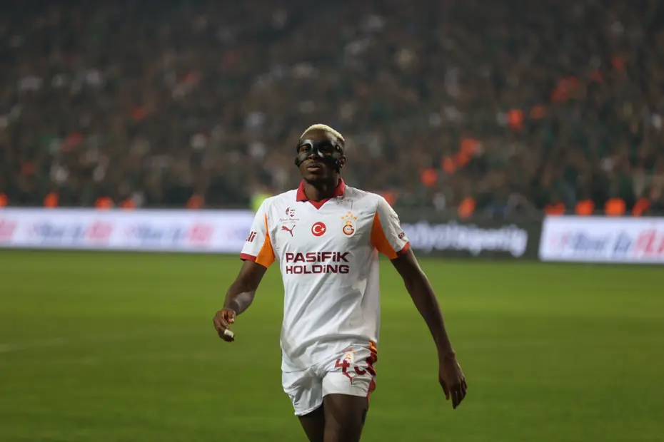 Galatasaray cephesi endişeli: Osimhen için Barcelona iddiaları büyüyor
