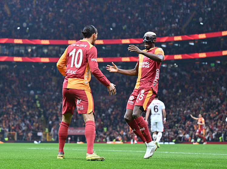 Osimhen Samsunspor maçında 40 günlük gol hasretine son verdi