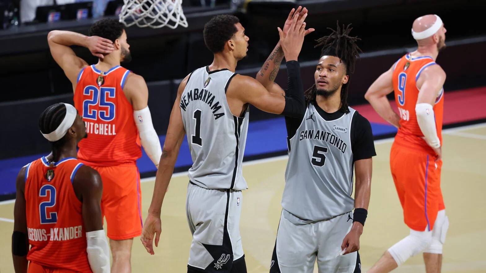 NBA Kupası final maçı belli oldu: Knicks ve Spurs karşı karşıya