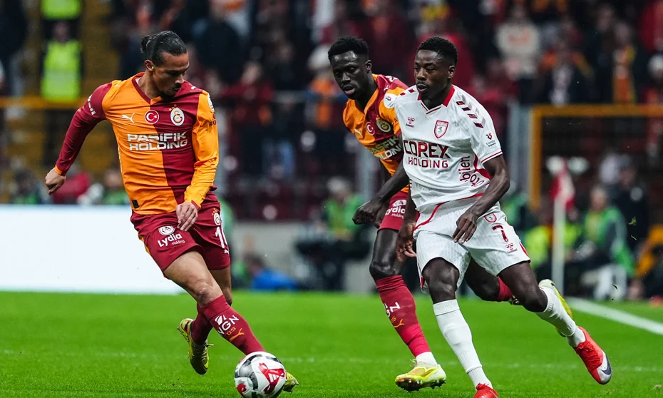 Galatasaray - Samsunspor maçına son dakika pozisyonu damga vurdu: Trio ekibi ikiye bölündü-4