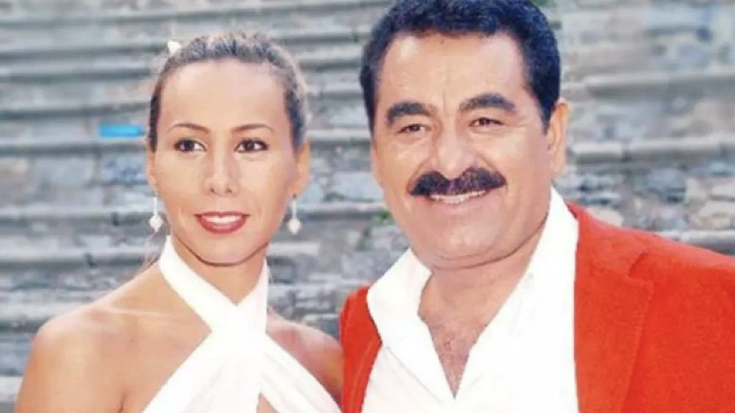 İbrahim Tatlıses, Asena, İbo Show, İbrahim Tatlıses Asena barıştı, 22 yıl sonra barışma, İbo Show yılbaşı özel, Asena kimdir, İbrahim Tatlıses son dakika