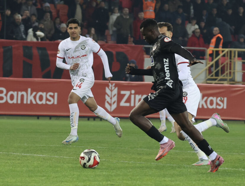 Alanyaspor, Çorum FK’yı 5 golle geçerek Ziraat Türkiye Kupası’nda gruplara yükseldi