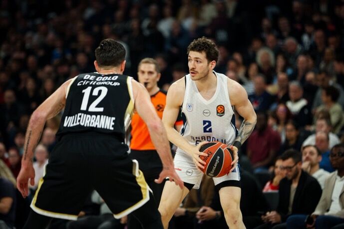 Anadolu Efes, deplasmanda ASVEL’e 103-99 mağlup oldu