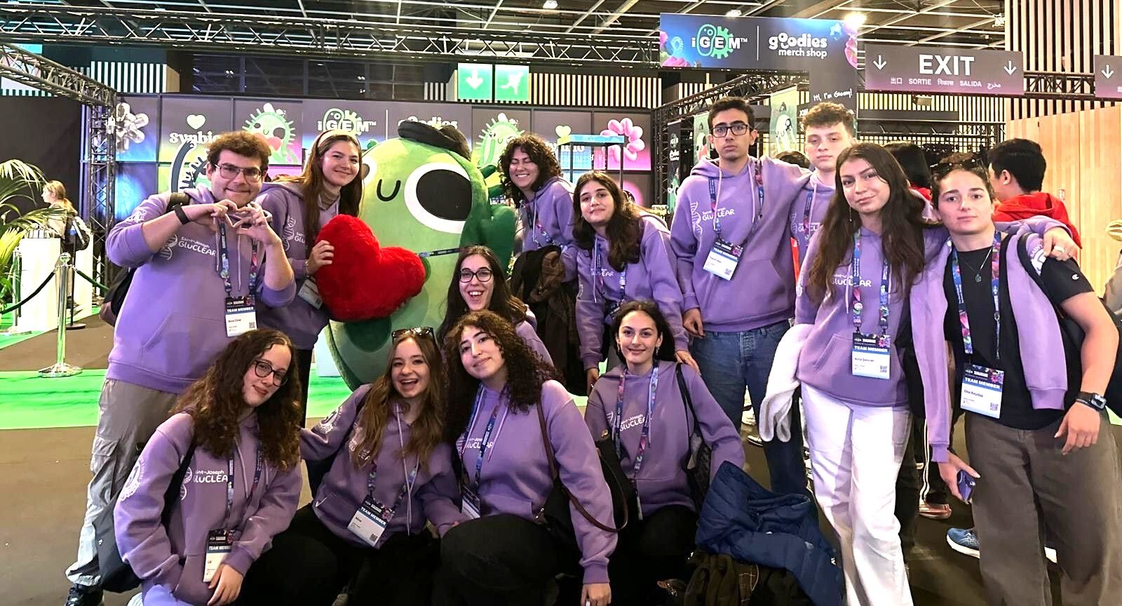 İstanbul Saint Joseph Lisesi Igem Takımı