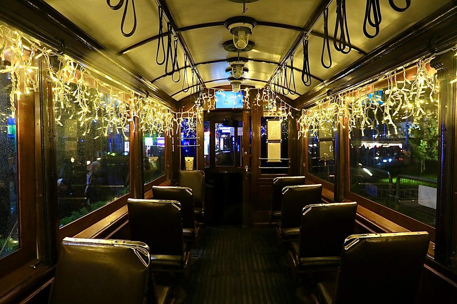 Nostaljik Tramvay, Yeni Y?L Ic In Özel Tasarımla Süslendi.