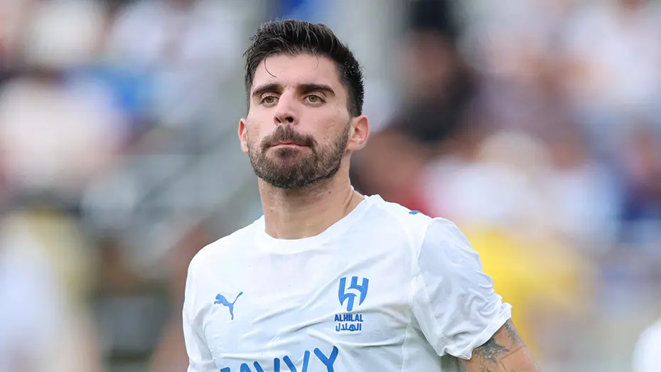 Ruben Neves 4