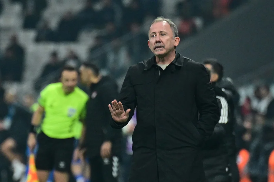 Sergen Yalçın işaret etti: Beşiktaş'ın hedefi Jadon Sancho