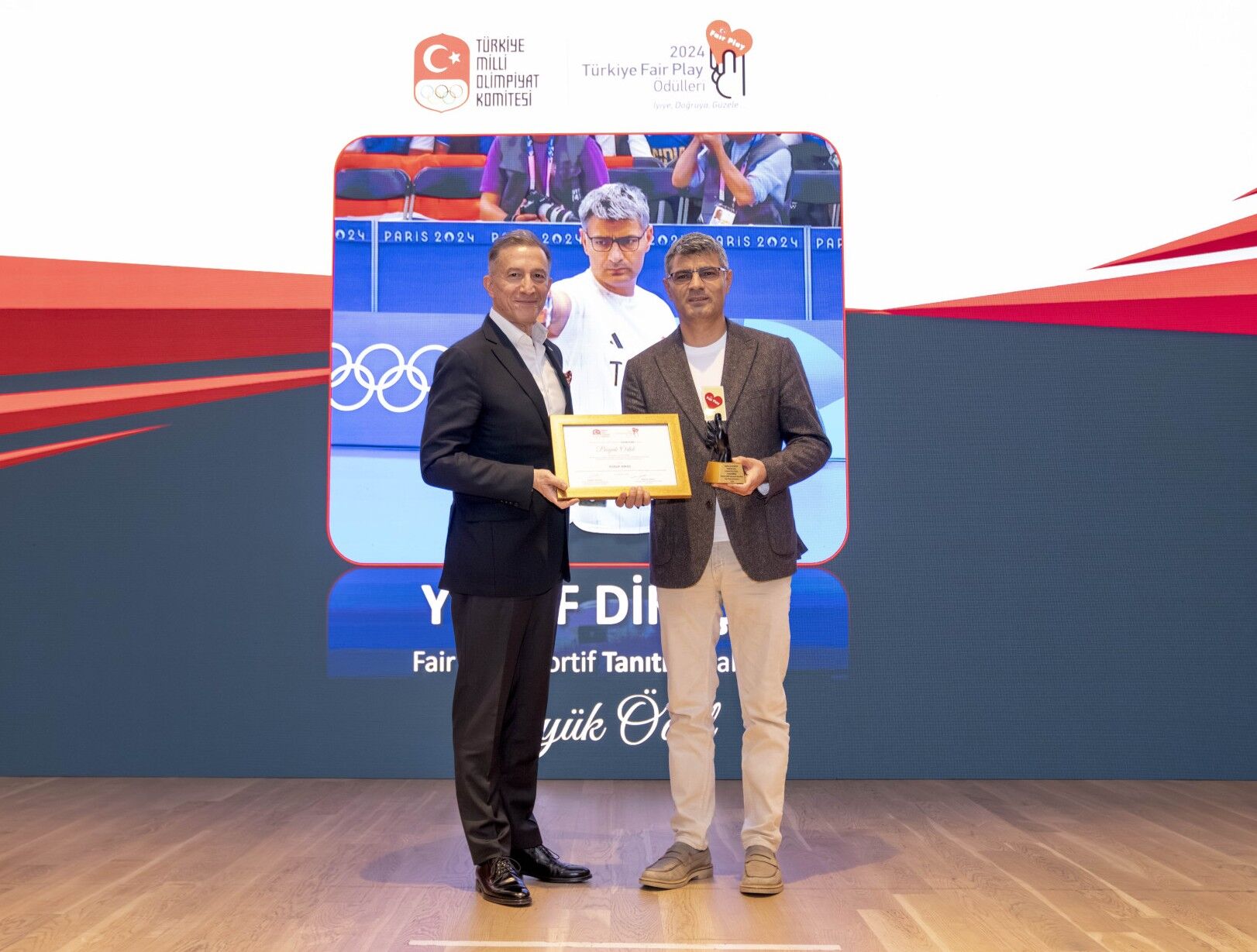 Sportif Fair Play Tan?T?M D Alı Büyük Ödülünü Kazanan, Olimpiyat Gümüş Madalyalı Milli Sporcumuz Yusuf Dikeç