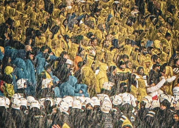 Derbiye Damga Vuran Yağmurlukların Maliyeti Ne Kadar? Fenerium Yağmurluk Satışa Çıktı mı? Süper Kupa'daki Yağmurluklar N