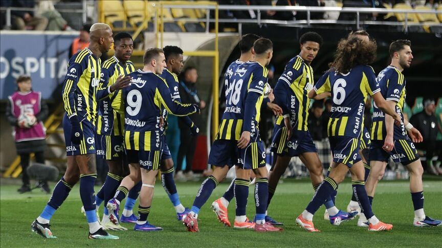 Fenerbahçe, Alanyaspor'u 3 2 Mağlup Etti