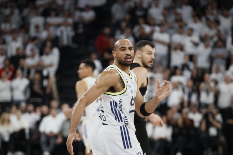 Fenerbahçe Beko, derbide Beşiktaş’ı 101-87 mağlup etti