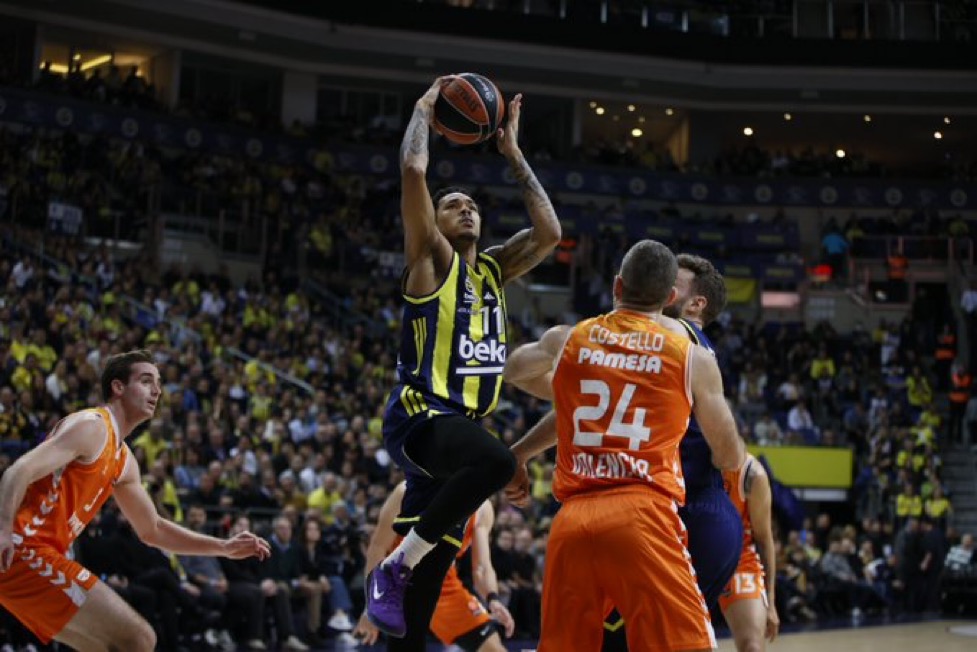 Fenerbahçe Beko, evinde Valencia Basket