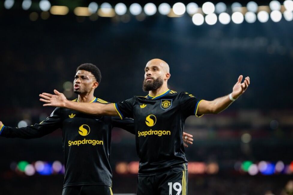 Manchester United, Arsenal’i deplasmanda 3-2 mağlup etti