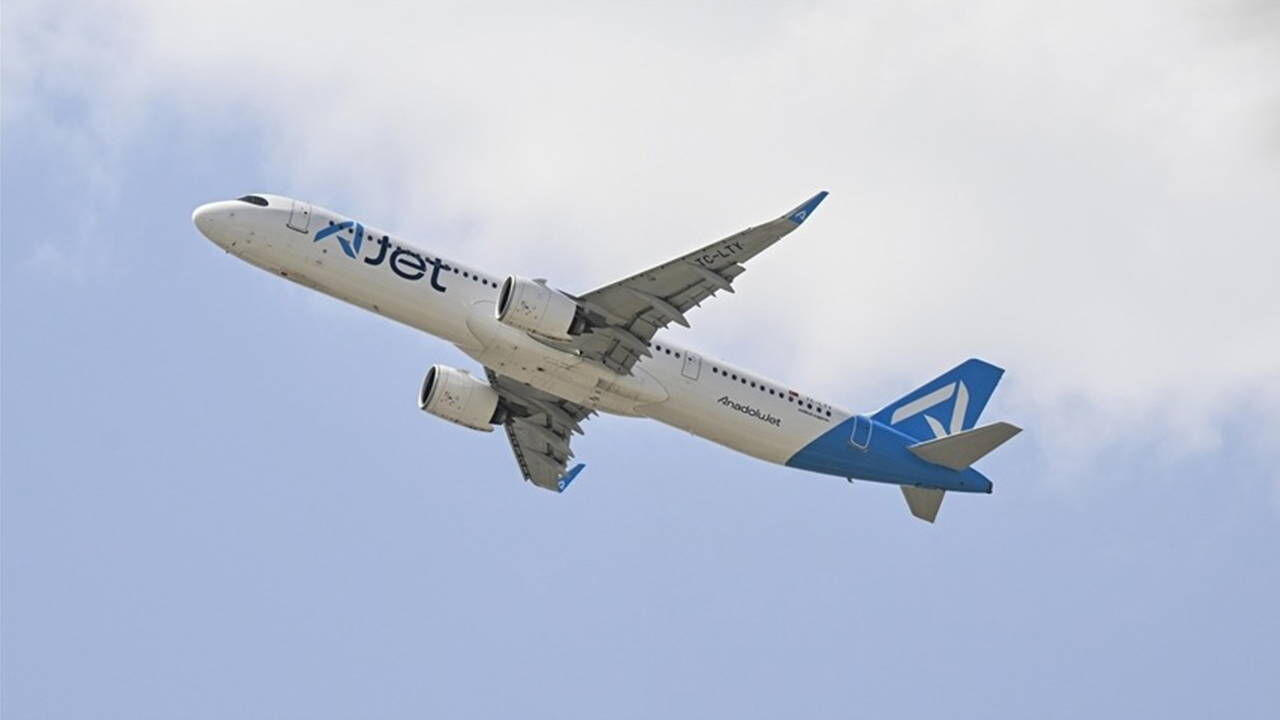 AJet İstanbul–Tahran uçağı Ankara’ya acil iniş yaptı