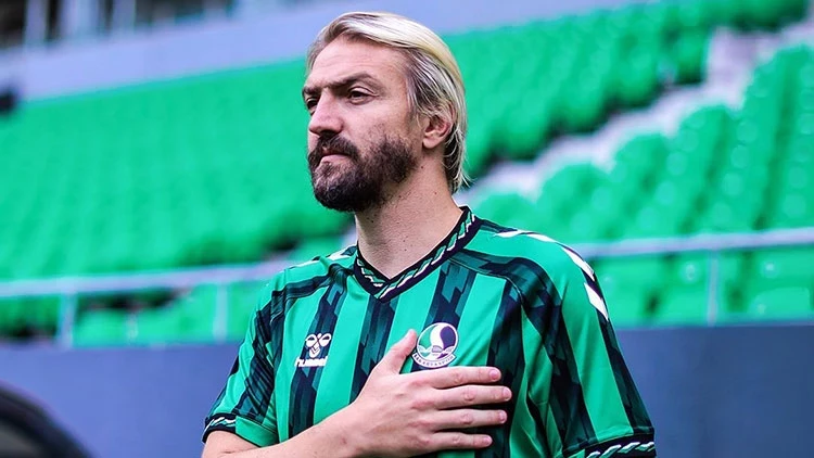 Caner Erkin 3