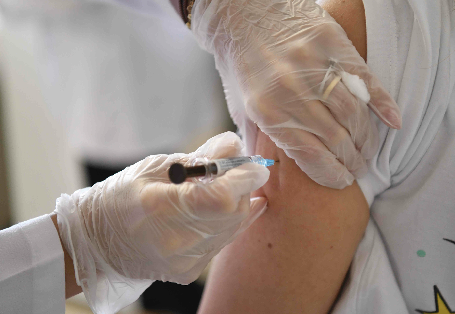 ABB'nin HPV Aşı Uygulaması Projesi'nde 5 bin doza ulaşıldı-1