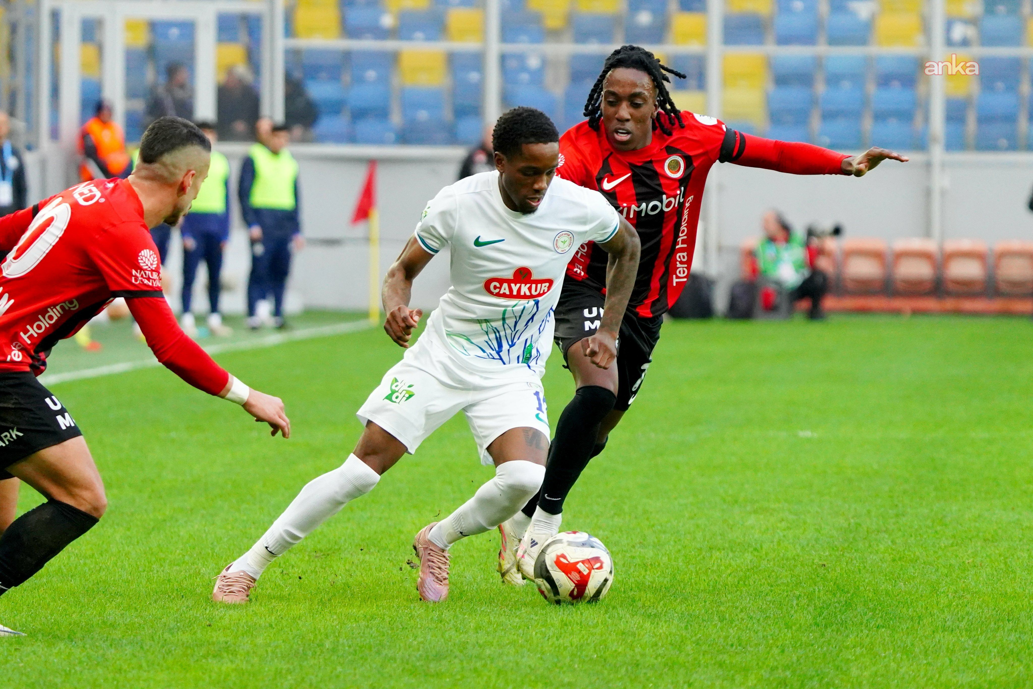 Gençlerbirliği, Sahasında Çaykur Rizespor Ile 2 2 Berabere Kaldı