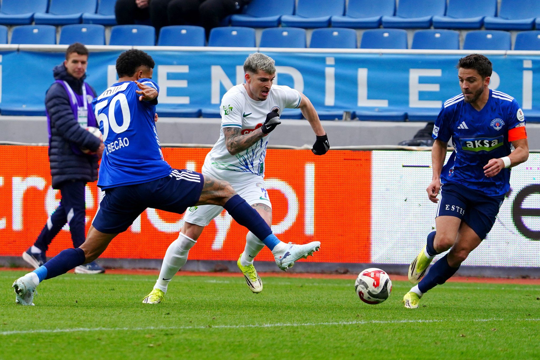 Çaykur Rizespor, deplasmanda Kasımpaşa’yı 3-0 yendi