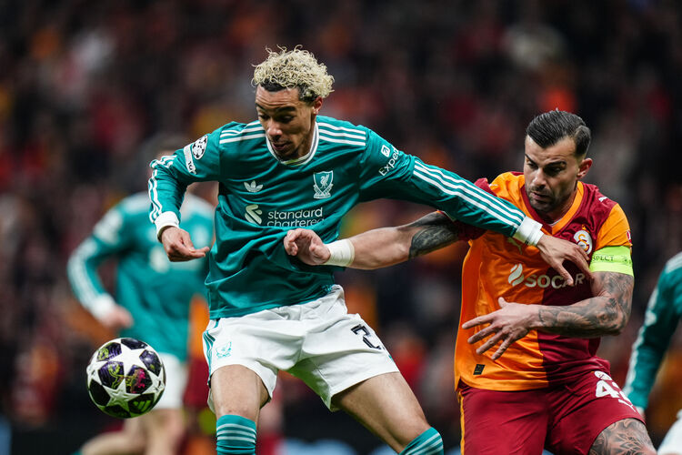 Galatasaray-Liverpool maçını değerlendiren spor yazarları: