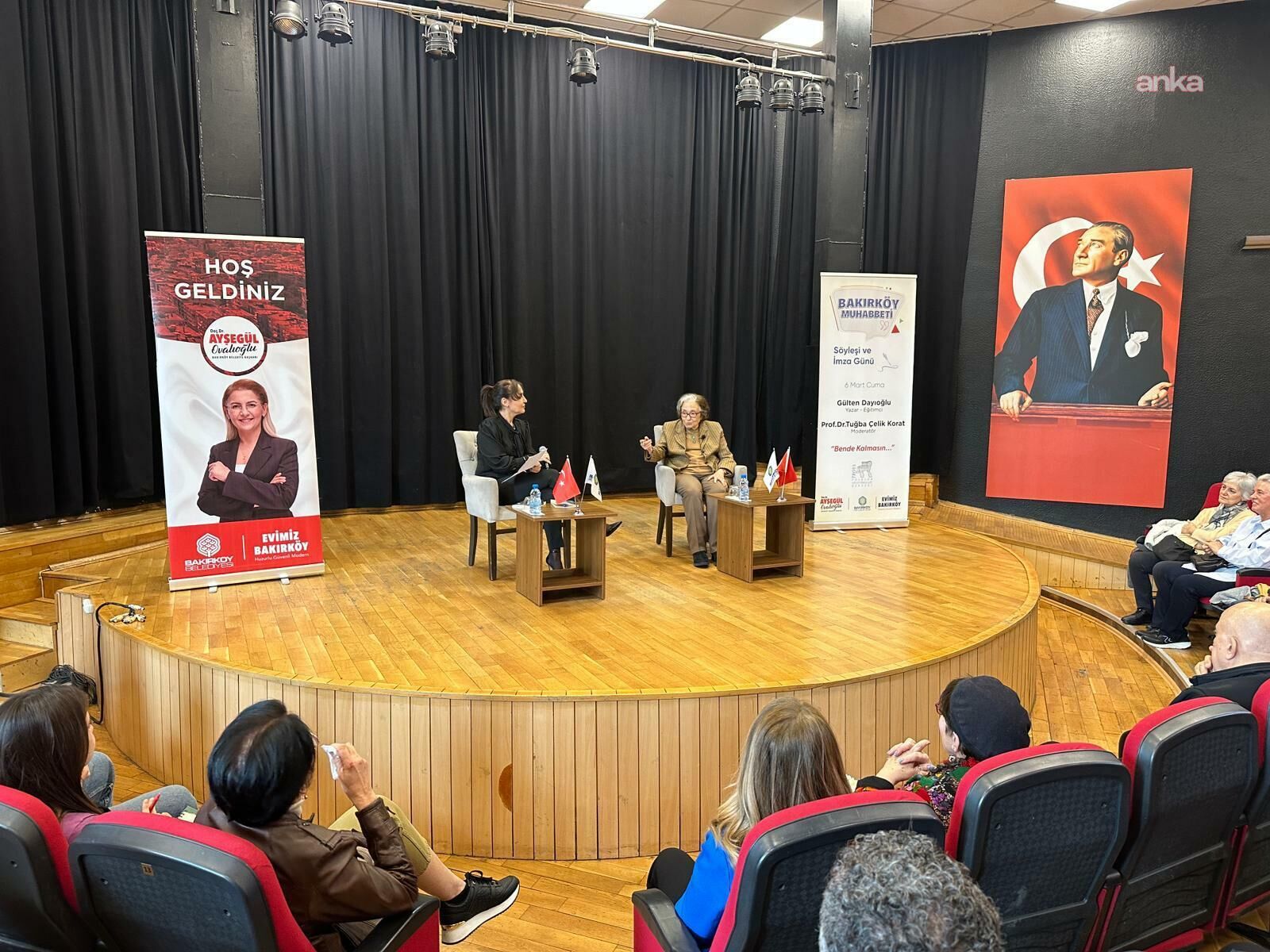 Gülten Dayıoğlu okurlarıyla Bakırköy'de buluştu