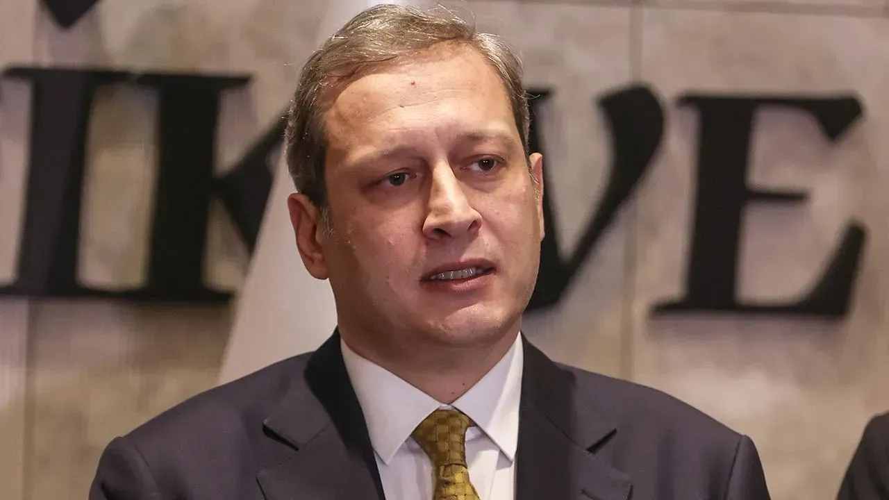 Burak Elmas 1