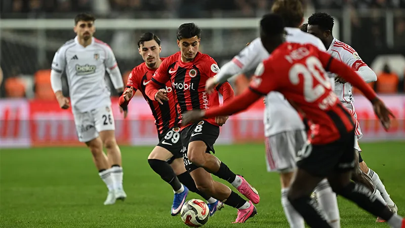 Spor yazarları Gençlerbirliği-Beşiktaş maçını değerlendirdi: Hedef artık ikincilik-1-(copy)