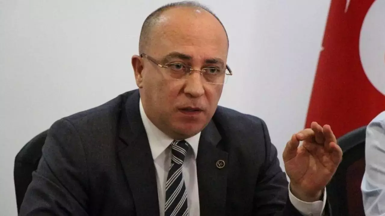 Izzet Ulvi Yonter 3