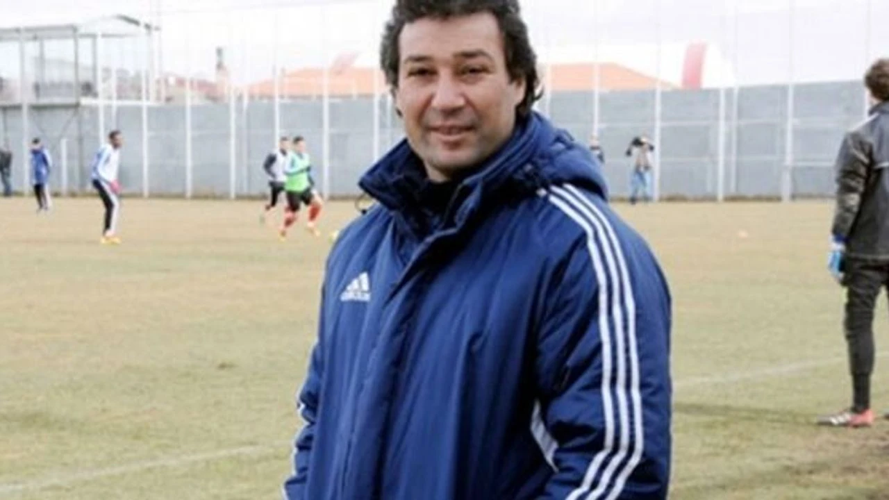 Orhan Kaynak 4