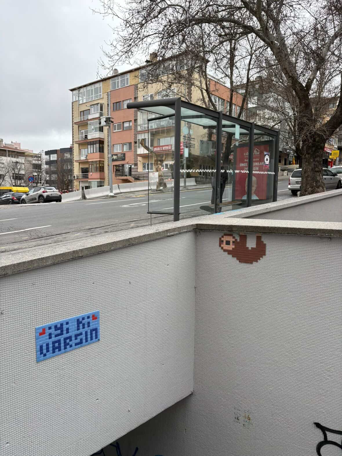 Pixel12. J P G